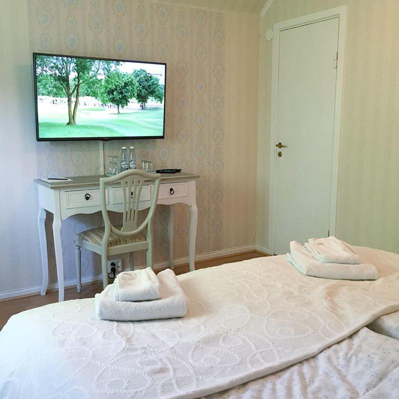 Herrgards Hotell Gyllene Haesten Västervik Kültér fotó