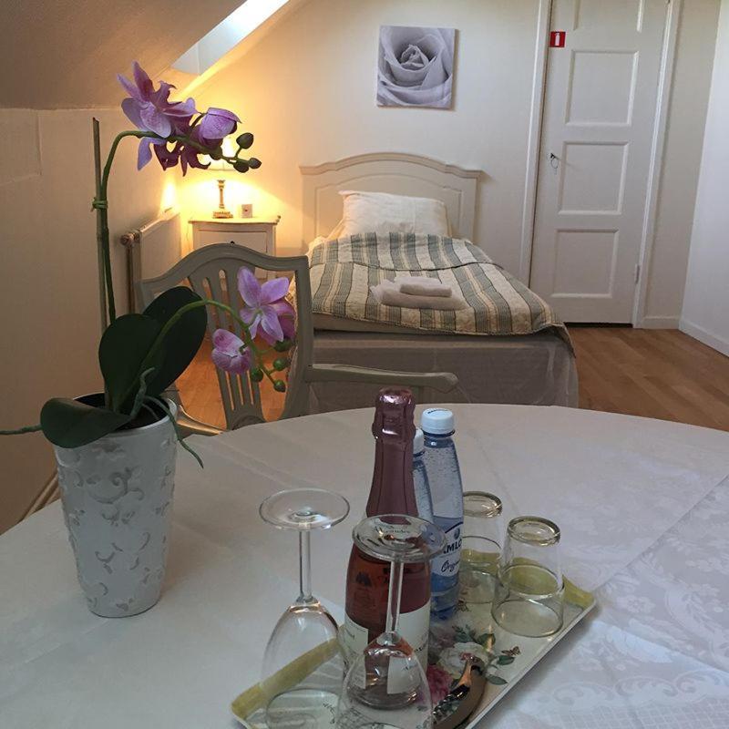 Herrgards Hotell Gyllene Haesten Västervik Kültér fotó