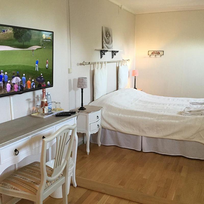 Herrgards Hotell Gyllene Haesten Västervik Kültér fotó