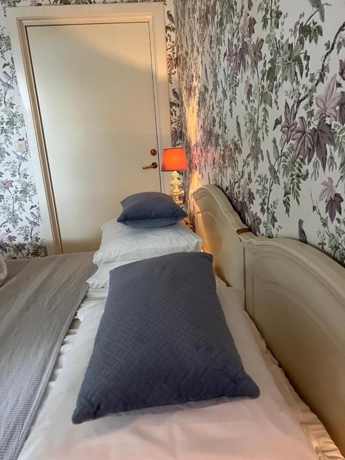 Herrgards Hotell Gyllene Haesten Västervik Kültér fotó